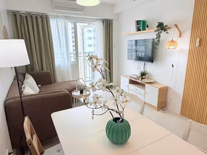 S1 RM 1132 Shore 1 | 2BR Pool View | Sleeps 5