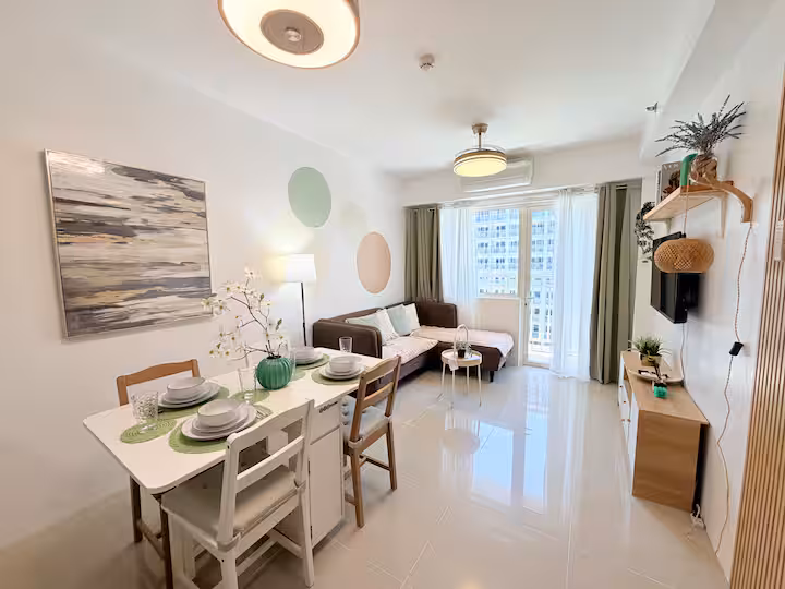 S1 RM 1132 Shore 1 | 2BR Pool View | Sleeps 5